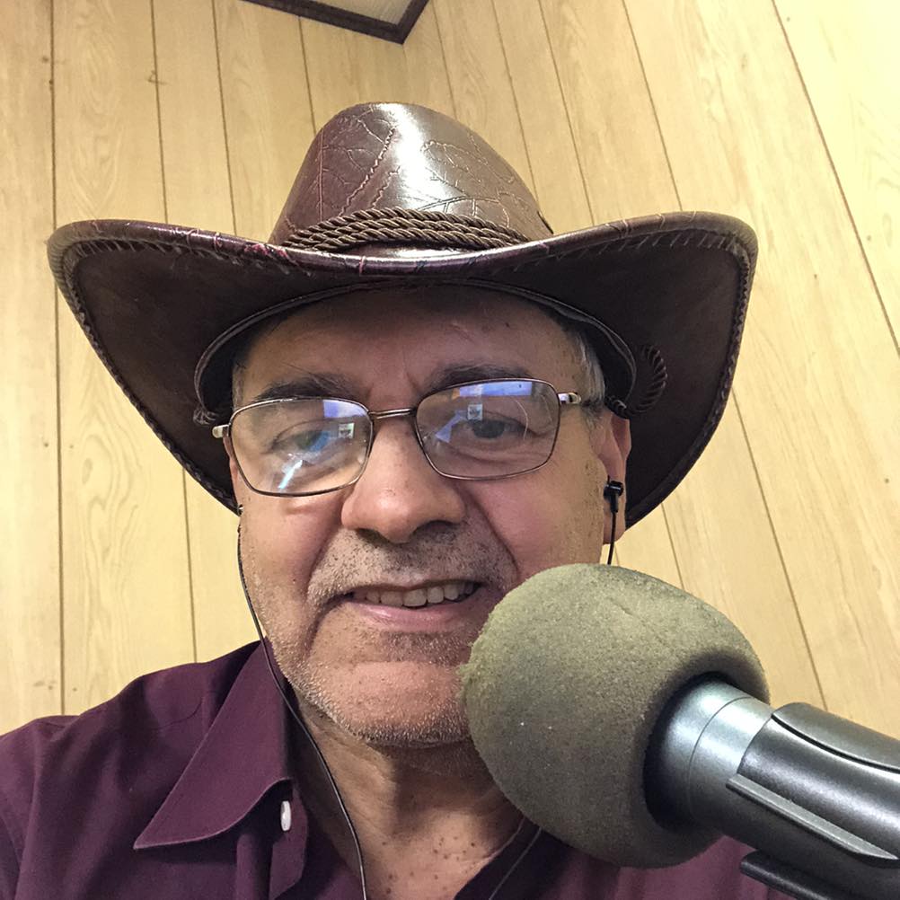 jota   KÁR